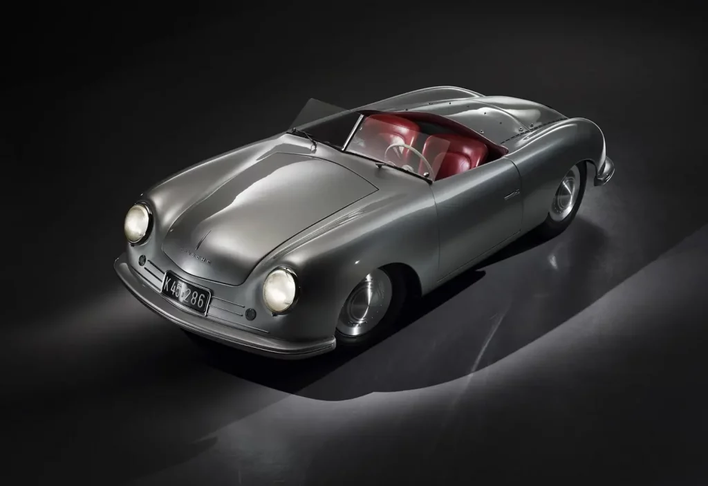 Porsche Nr. 1 – der erste Sportwagen, der den Namen Porsche trägt 75 Jahre Porsche-Sportwagen – das Jubiläum der berühmten „Nr. 1“